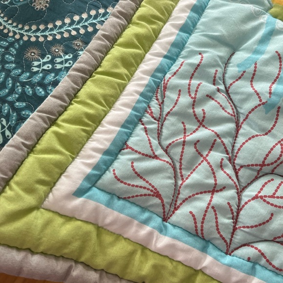 Gender Neutral Mobile, Crib Comforter, and Pictures - Picture 7 of 10